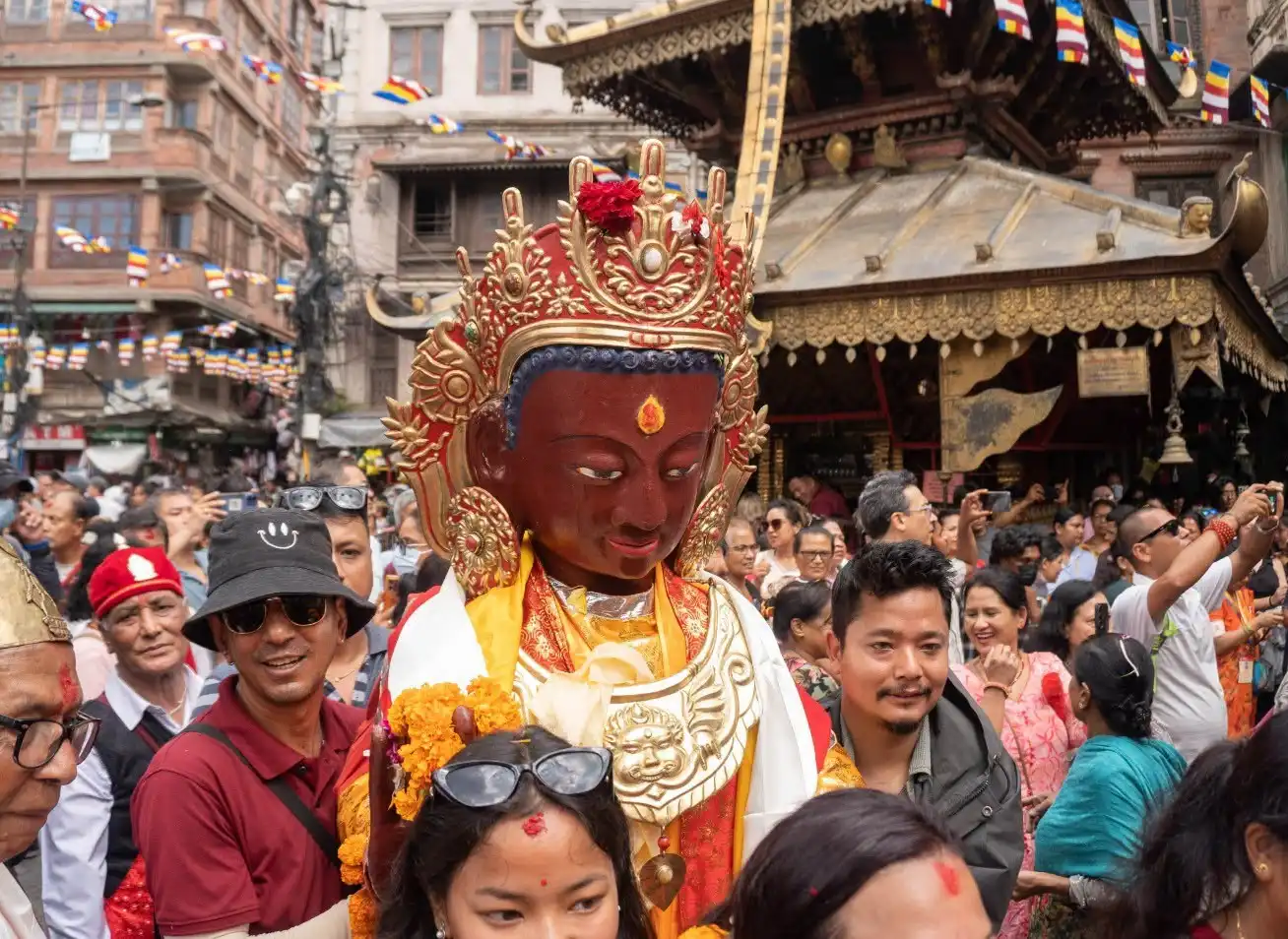 Samyak Mahadan, Mahabouddha